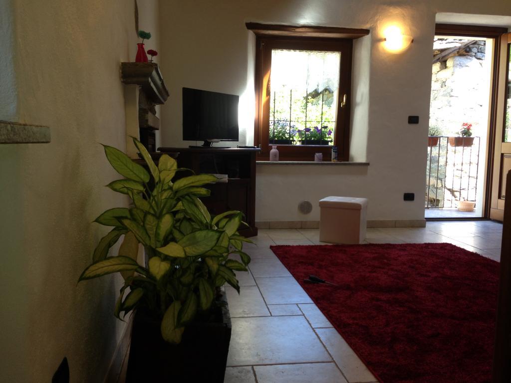 Maison Des Challant Challand Saint Victor Dış mekan fotoğraf