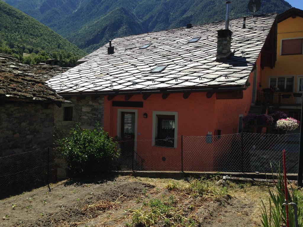 Maison Des Challant Challand Saint Victor Dış mekan fotoğraf