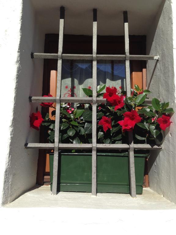 Maison Des Challant Challand Saint Victor Dış mekan fotoğraf