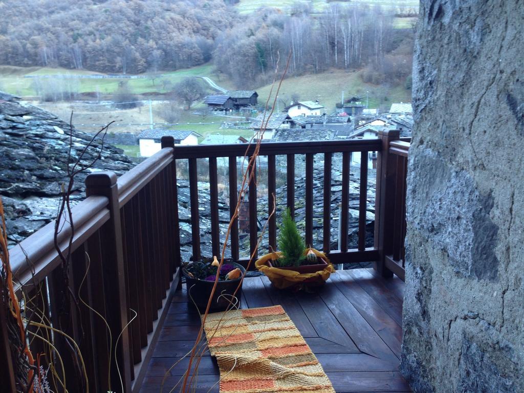 Maison Des Challant Challand Saint Victor Dış mekan fotoğraf
